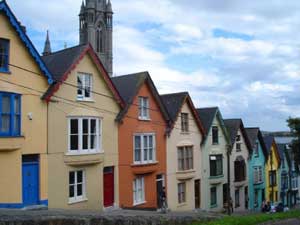 Bank tries to sell Irish homes at 30% below market value